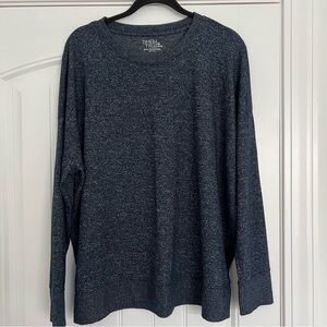 Women’s crewneck lightweight sweater